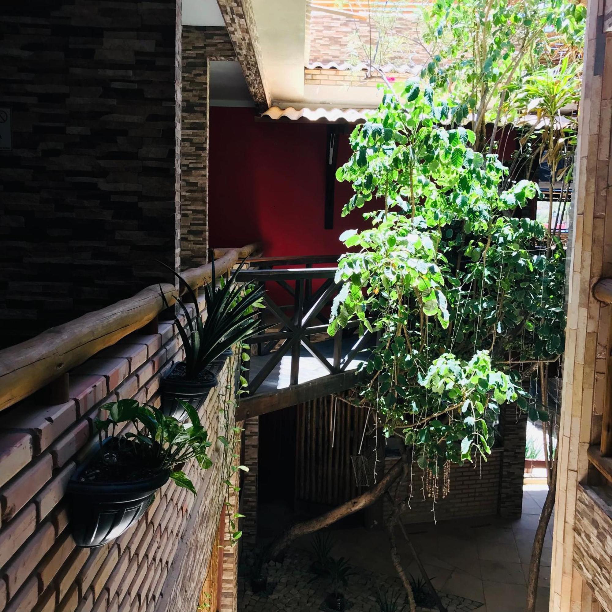 Hotel Pousada Latitude Canoa Quebrada Dış mekan fotoğraf